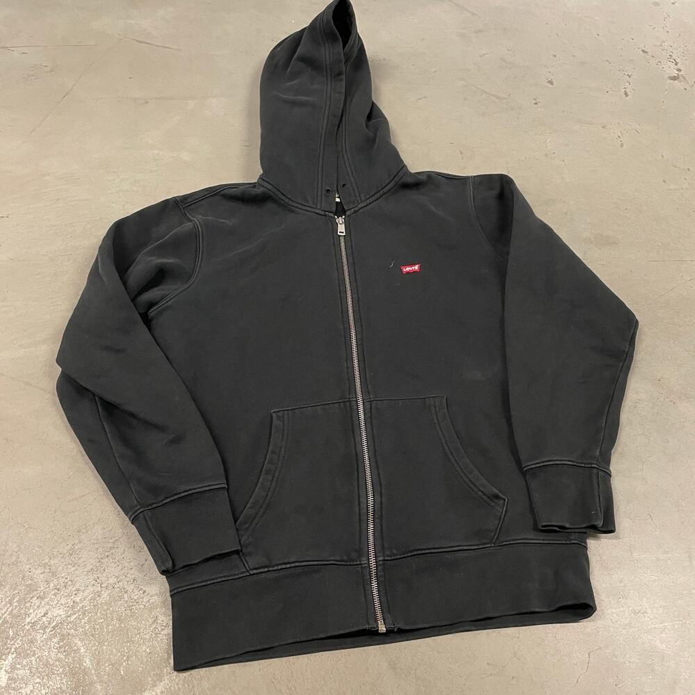 vintage y2k Levi’s hoodie